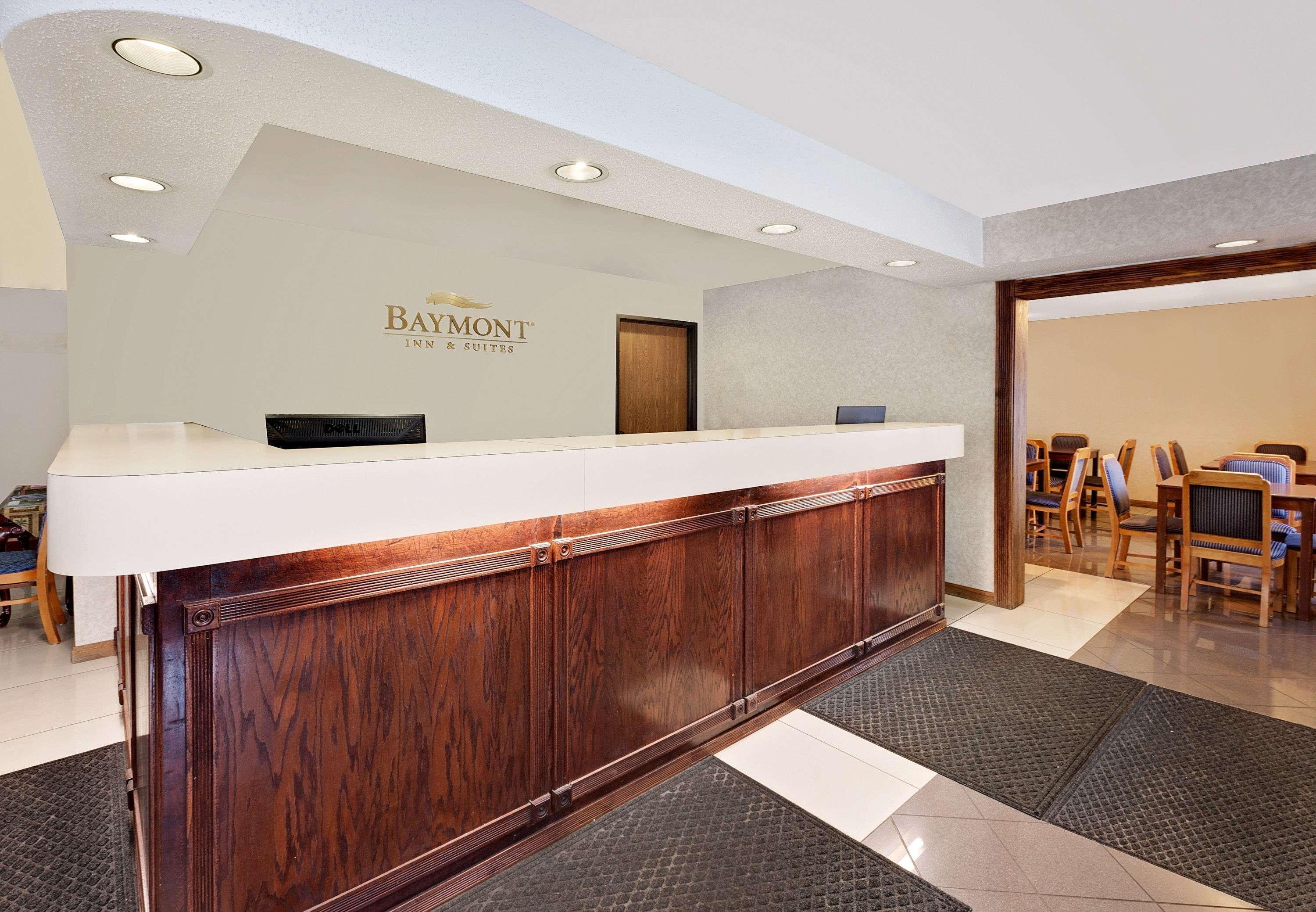 Baymont By Wyndham Battle Creek Downtown Hotel Exterior photo